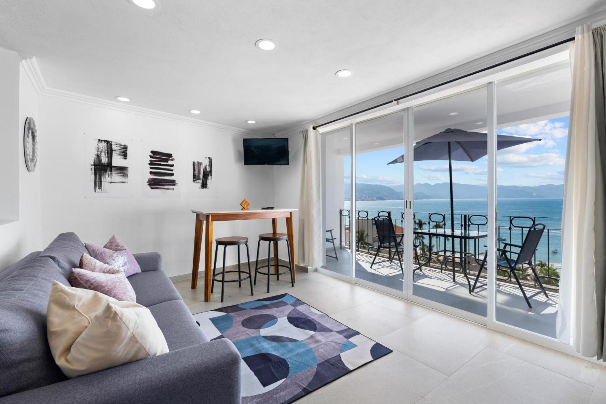 Luxury Condo Just Steps Away From The Beach! Puerto Vallarta Exterior photo